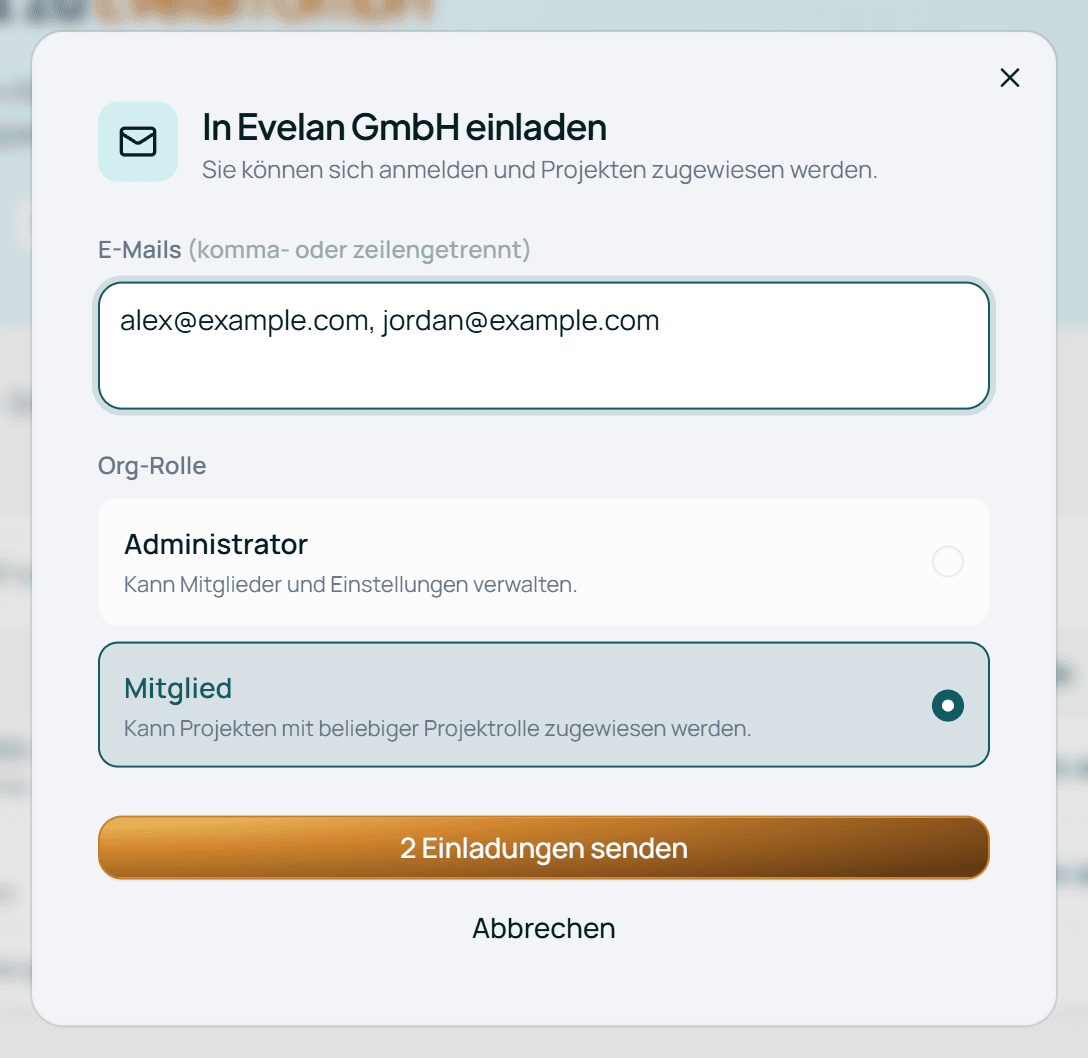 Das Fenster In … einladen mit E-Mail-Adressen und Org-Rolle