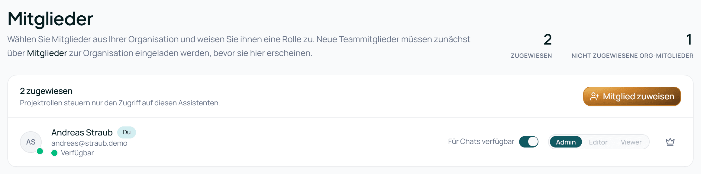 Die Seite Mitglieder eines Projekts mit Rollen und dem Knopf Mitglied zuweisen
